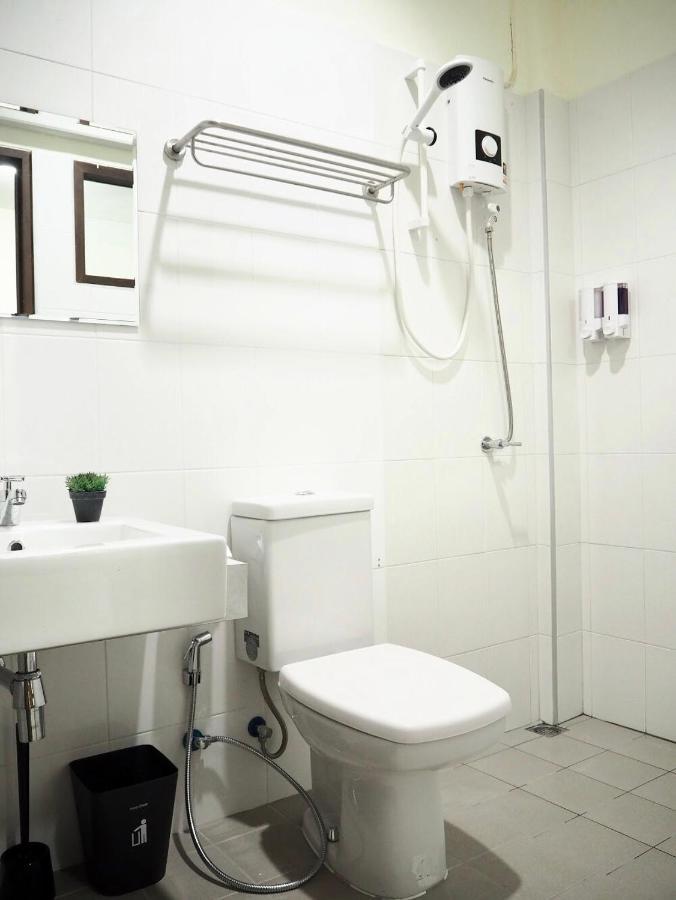 ホテル Bua House Poshtel チエンマイ エクステリア 写真
